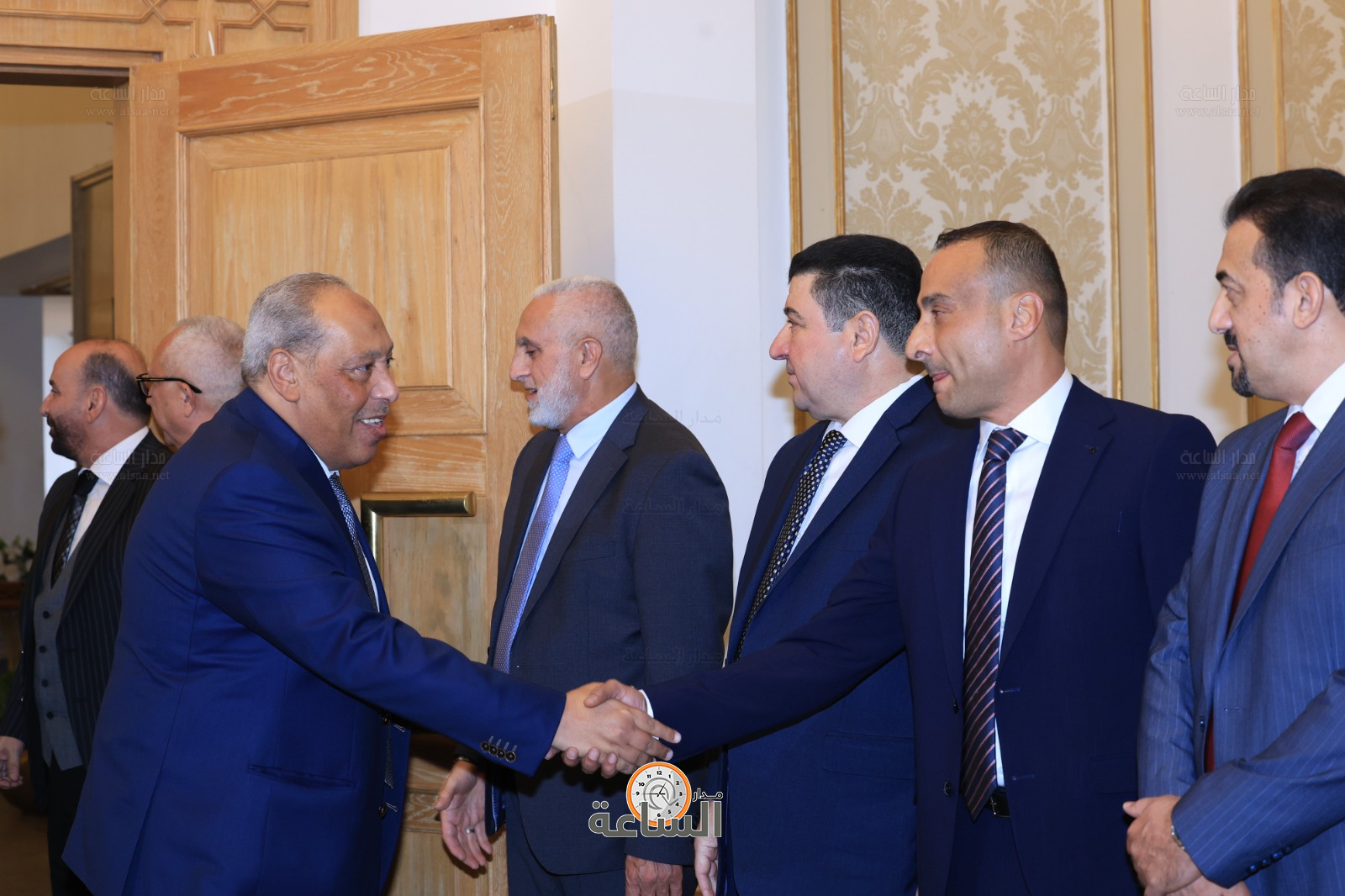 Madar Al-Saa Images 0.6195551739813212