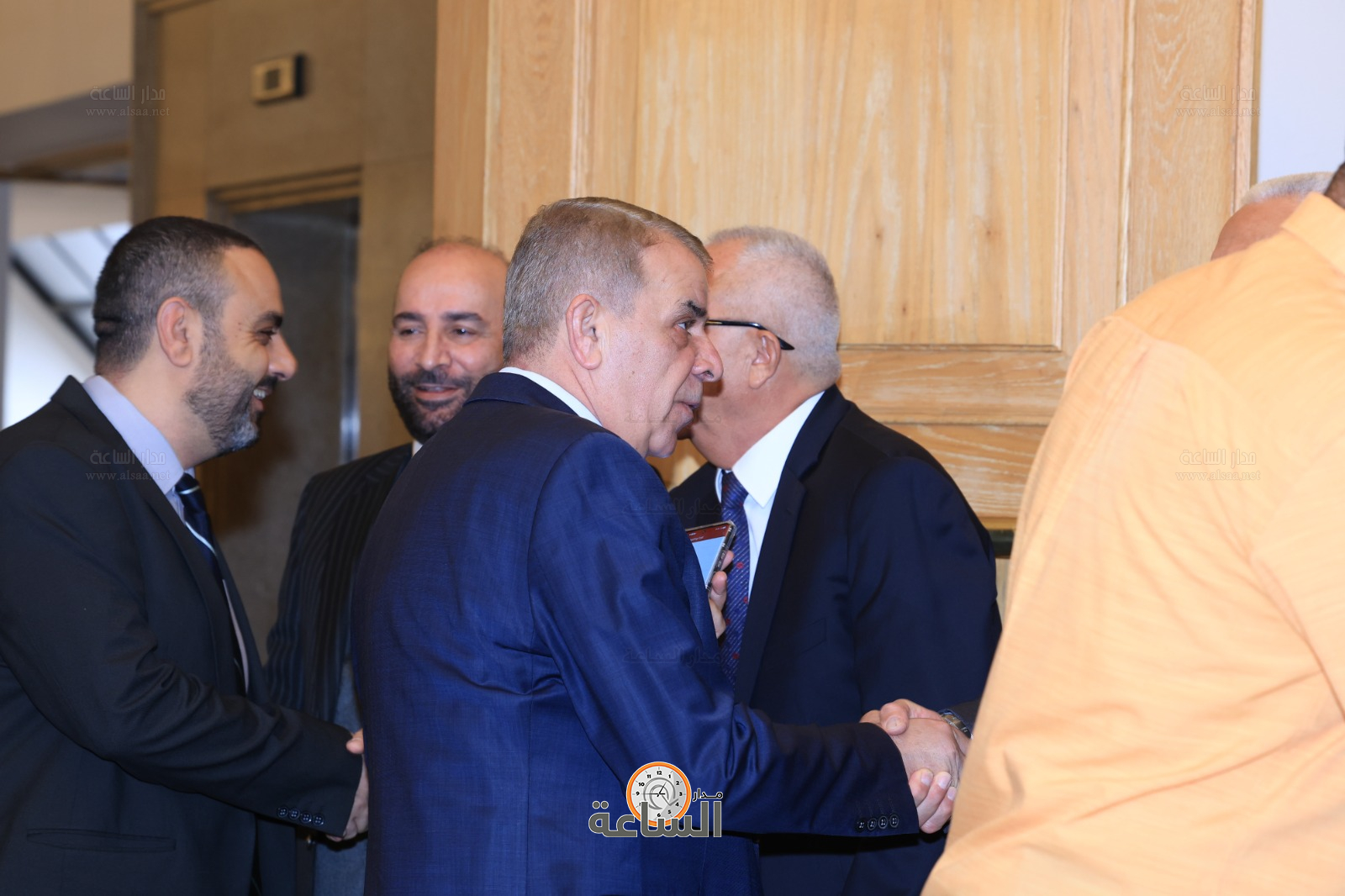 Madar Al-Saa Images 0.6649420175550732