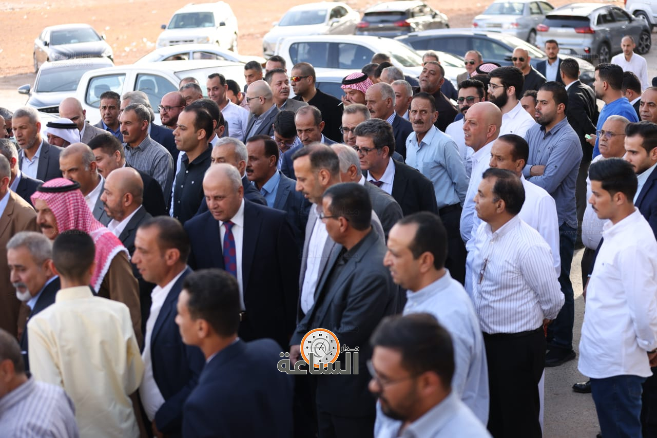 Madar Al-Saa Images 0.4848438147634304