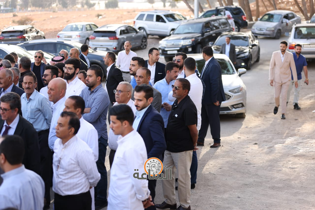 Madar Al-Saa Images 0.09574914271968171