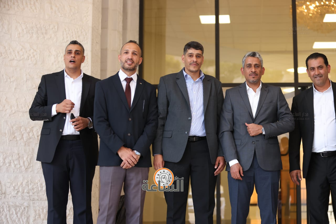 Madar Al-Saa Images 0.9123401935916555