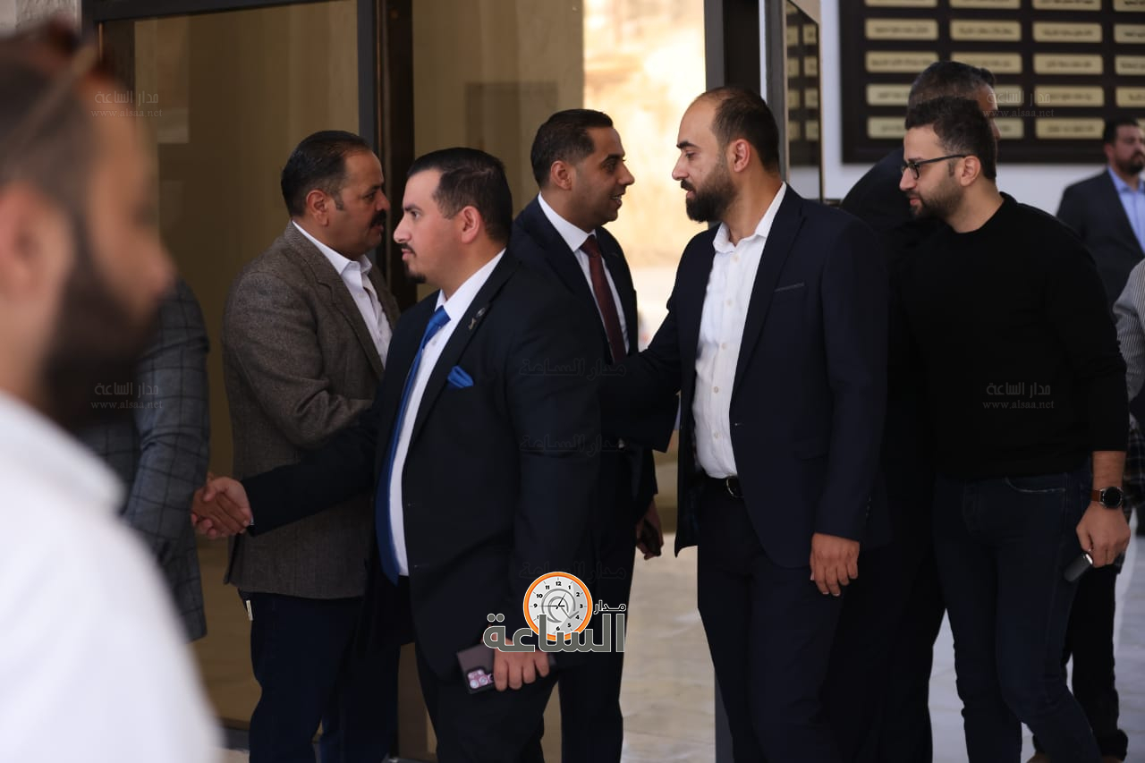 Madar Al-Saa Images 0.584251309617562