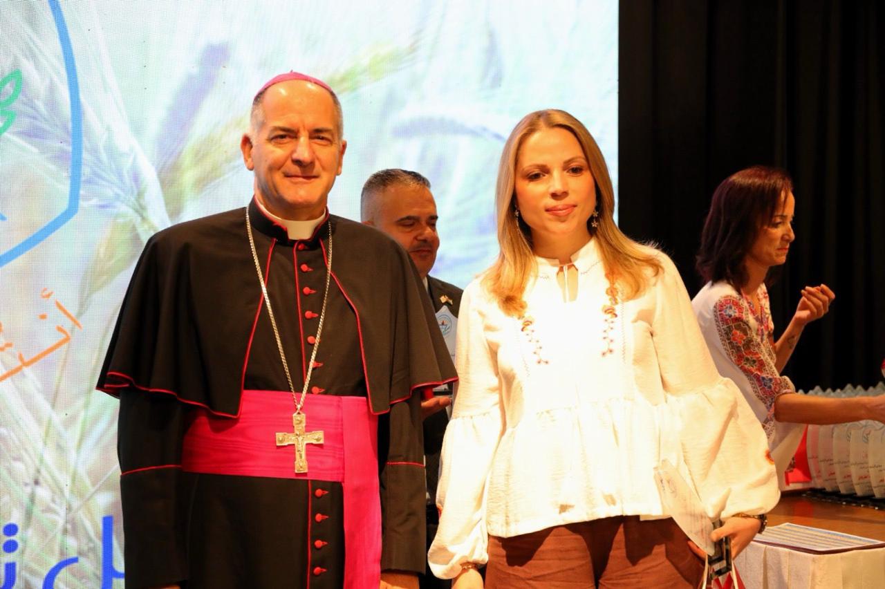 Madar Al-Saa Images 0.0734504522954672