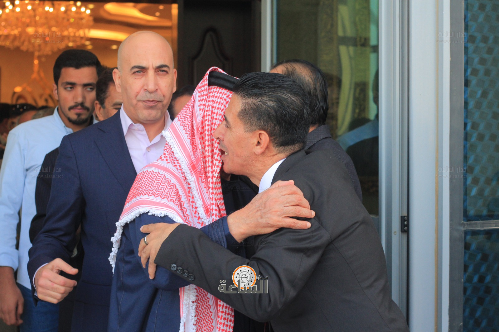 Madar Al-Saa Images 0.5621724464053166