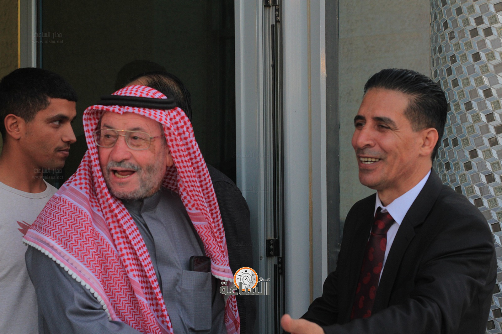 Madar Al-Saa Images 0.11087207789281373