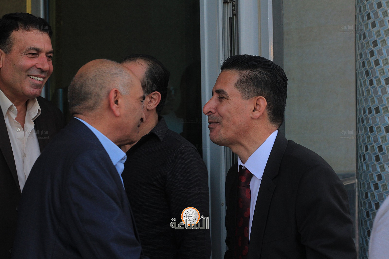 Madar Al-Saa Images 0.30463410125541457