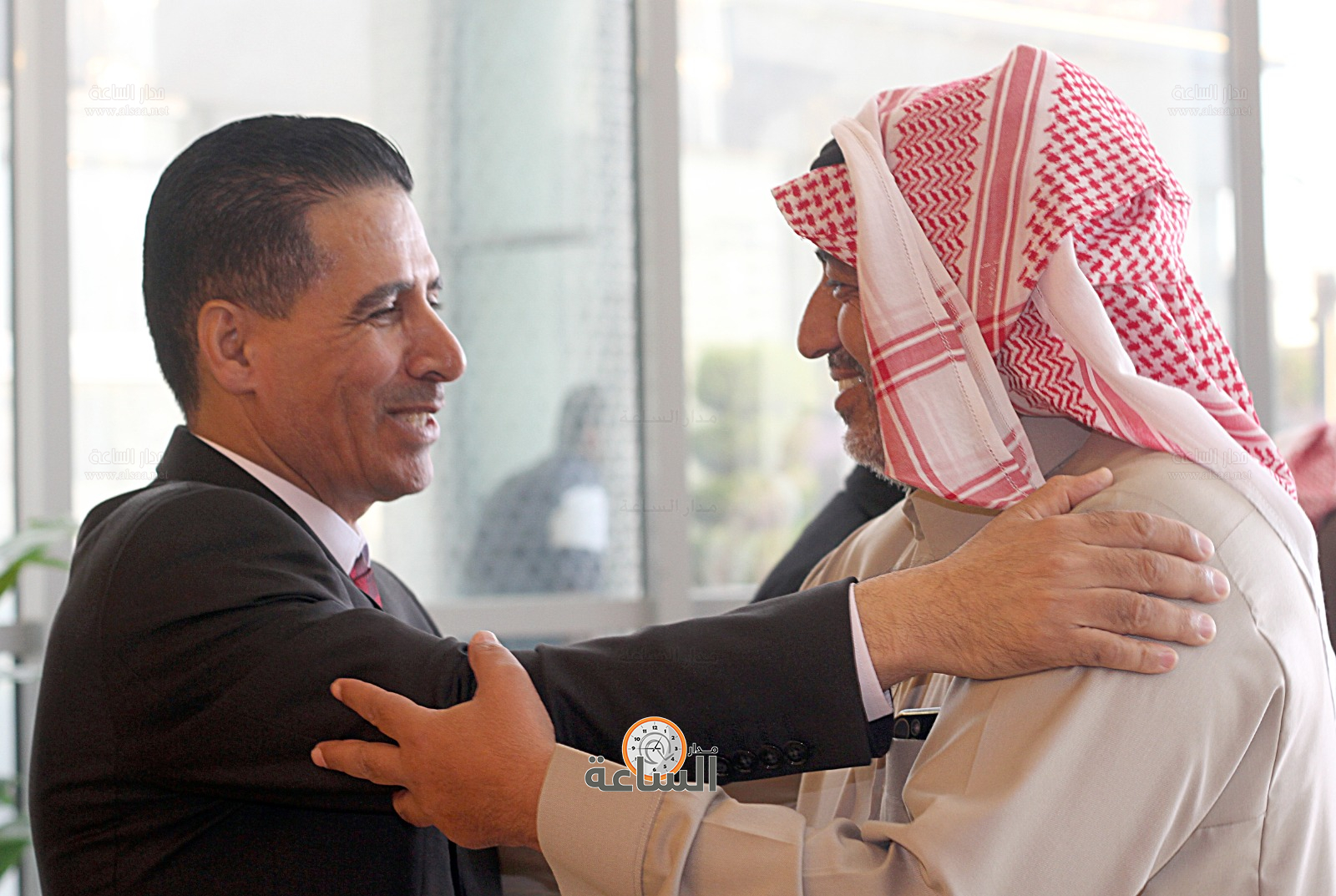 Madar Al-Saa Images 0.16017796566515696