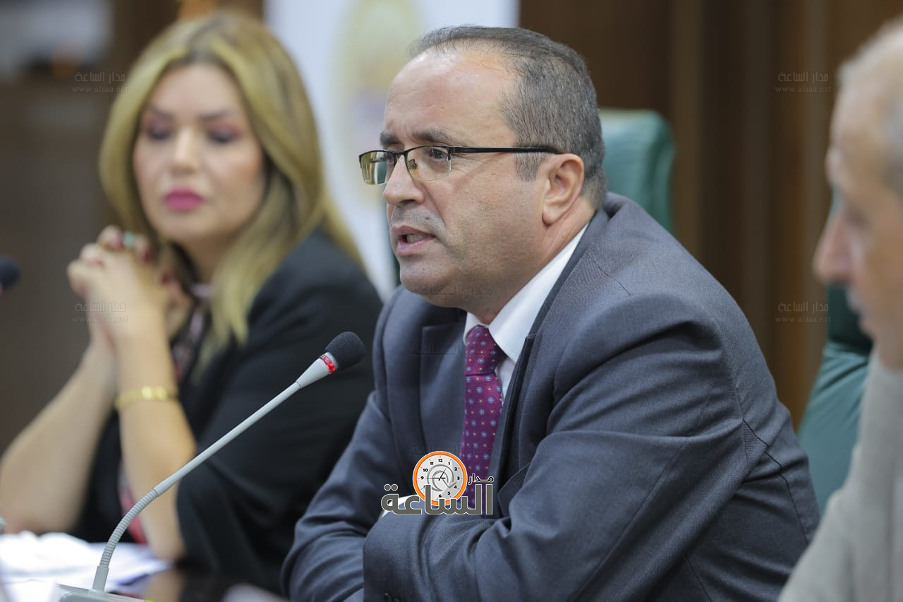 Madar Al-Saa Images 0.5509354481254614