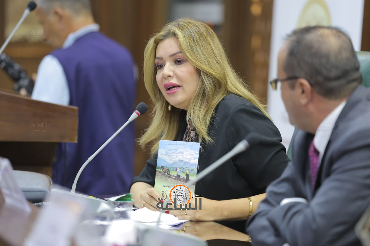 Madar Al-Saa Images 0.39460124439406863