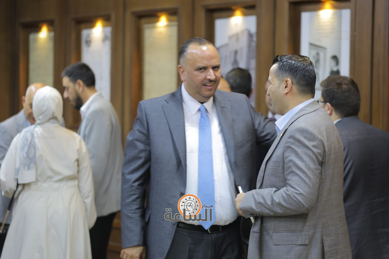 Madar Al-Saa Images 0.6073006163422714