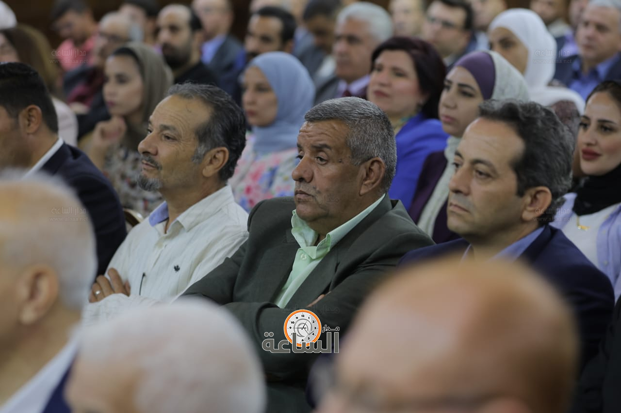 Madar Al-Saa Images 0.8472170913024674