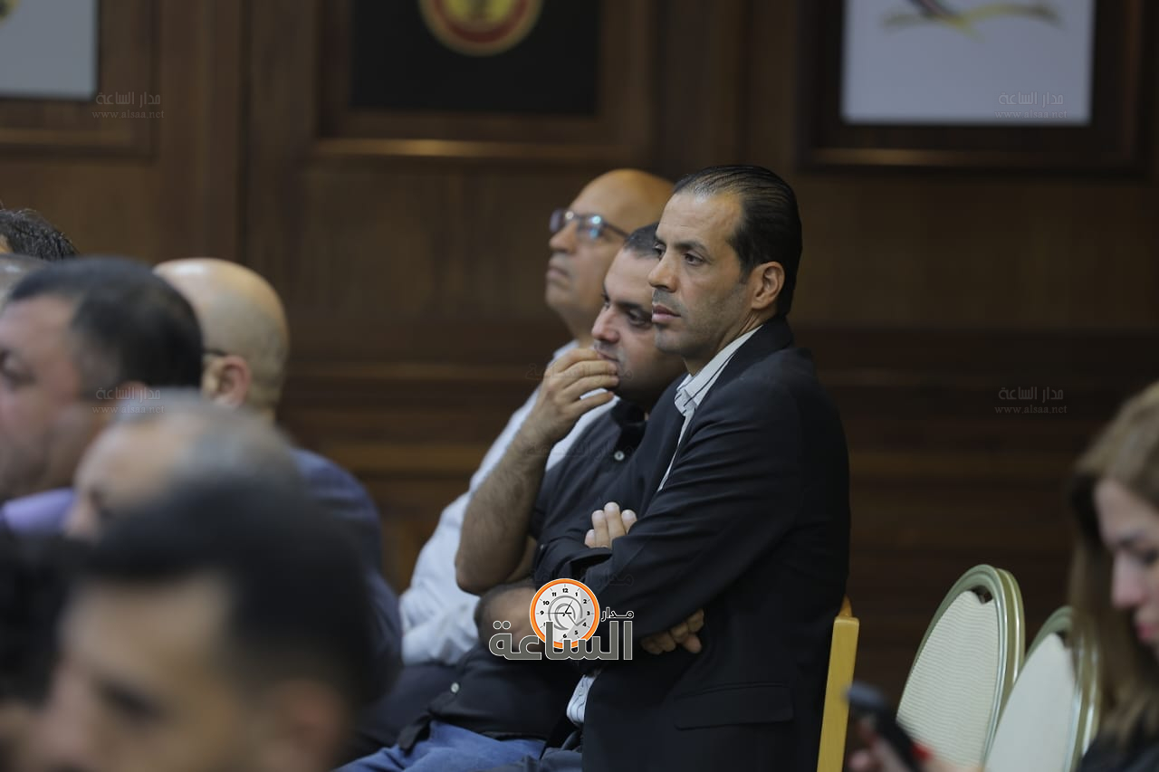 Madar Al-Saa Images 0.09215717945094914