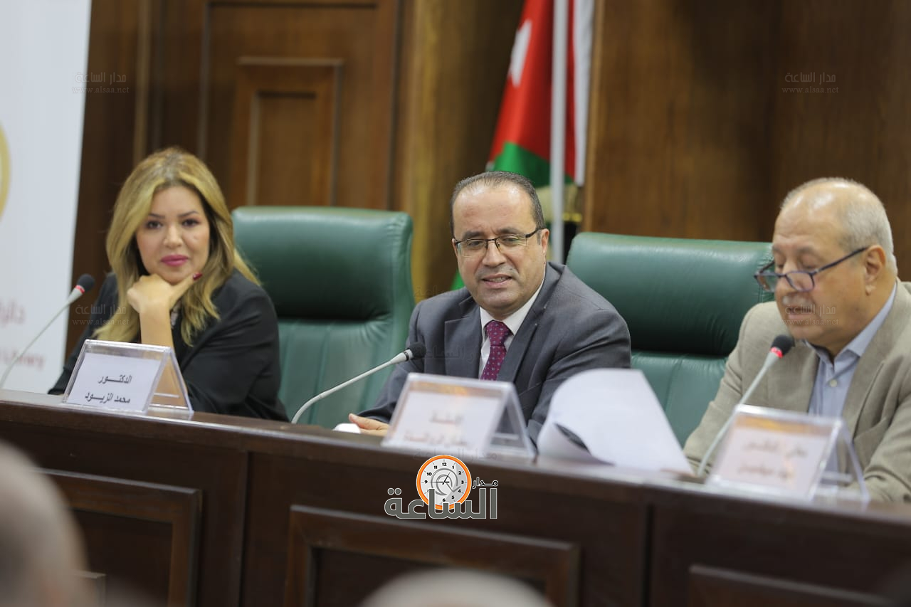 Madar Al-Saa Images 0.06616060456862927