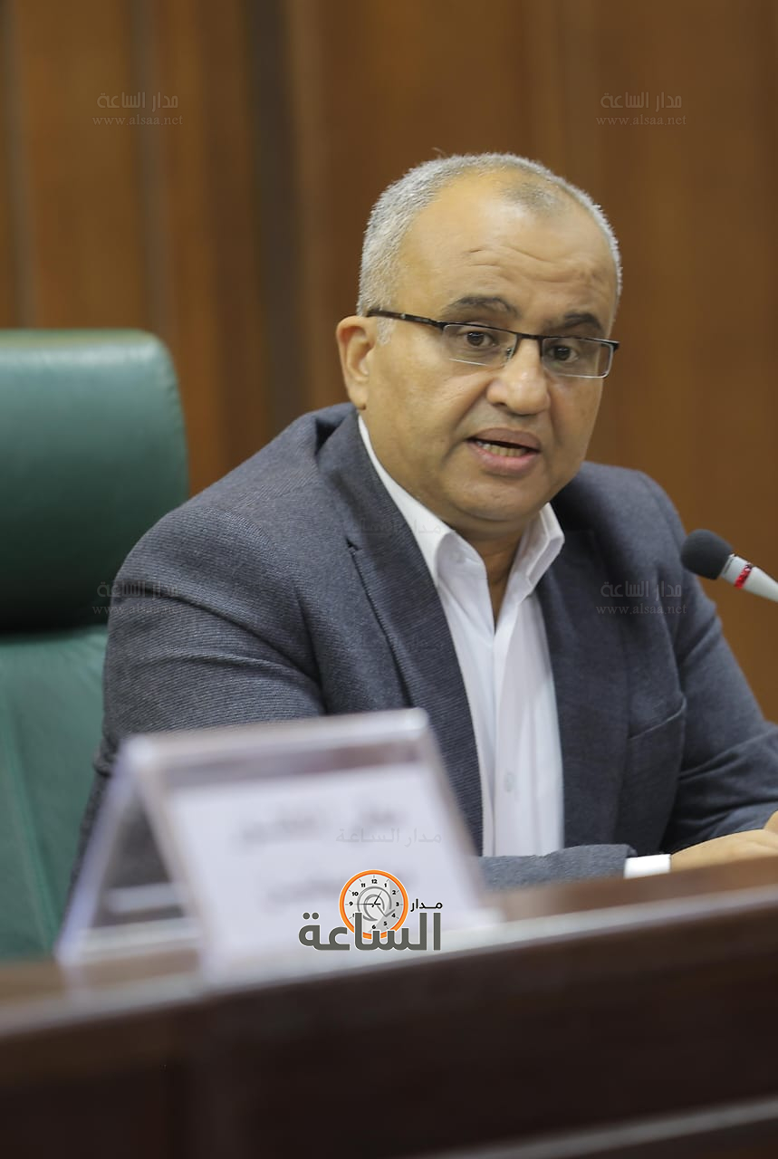 Madar Al-Saa Images 0.3639625054663931