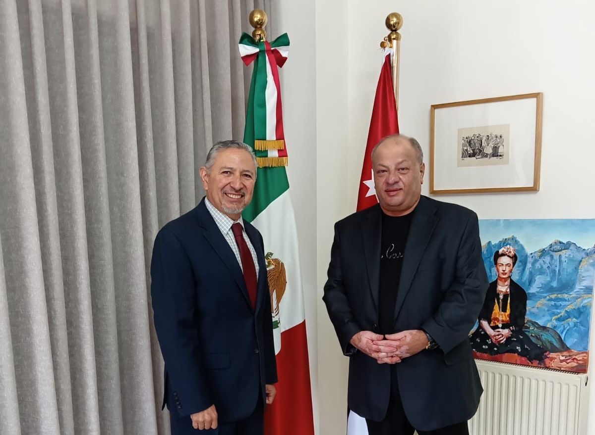 Madar Al-Saa Images 0.9862205378618762