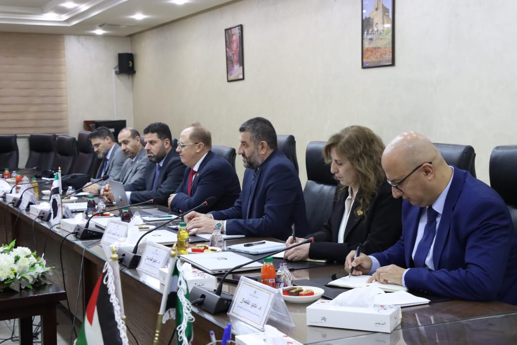 Madar Al-Saa Images 0.11026368974371425