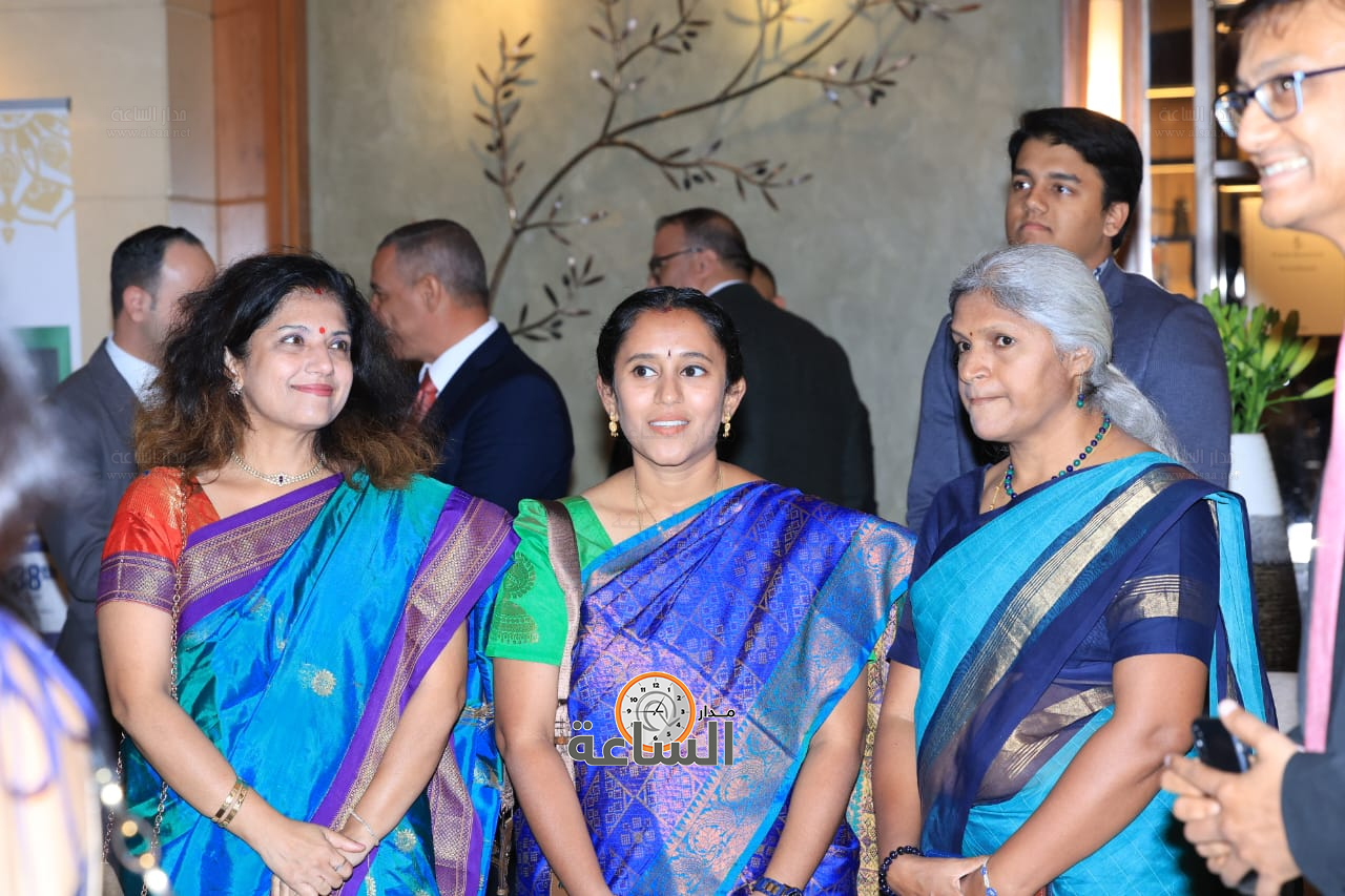 Madar Al-Saa Images 0.3404049031210534