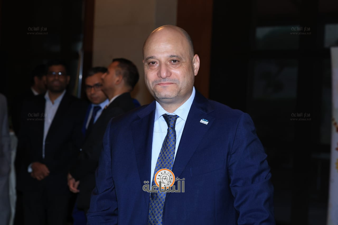 Madar Al-Saa Images 0.9019483546009283