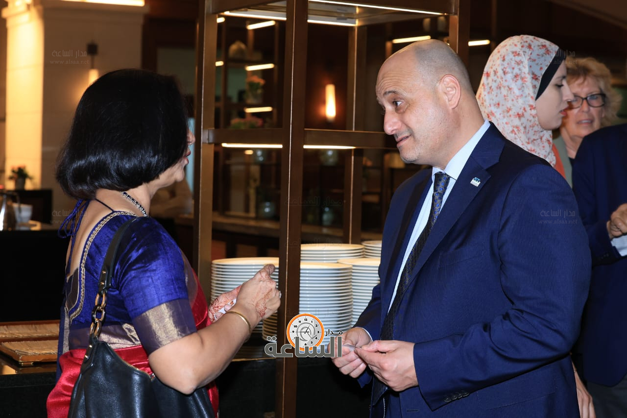 Madar Al-Saa Images 0.6383123852453665