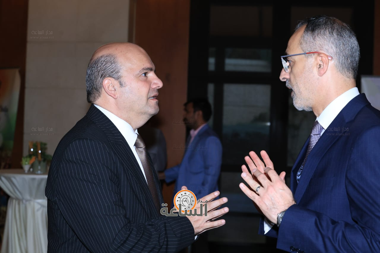 Madar Al-Saa Images 0.29245936128375716