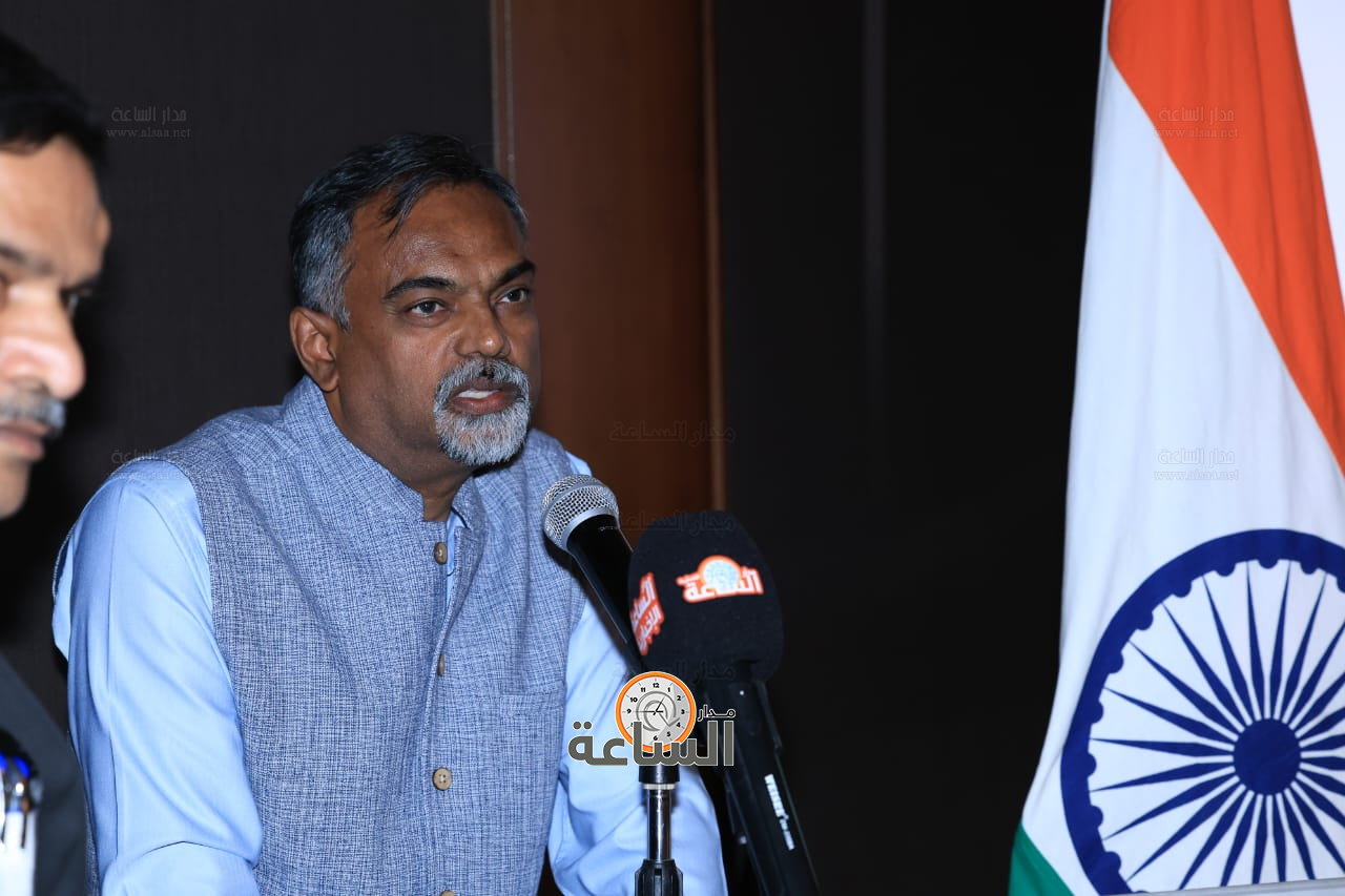 Madar Al-Saa Images 0.6220878728639454