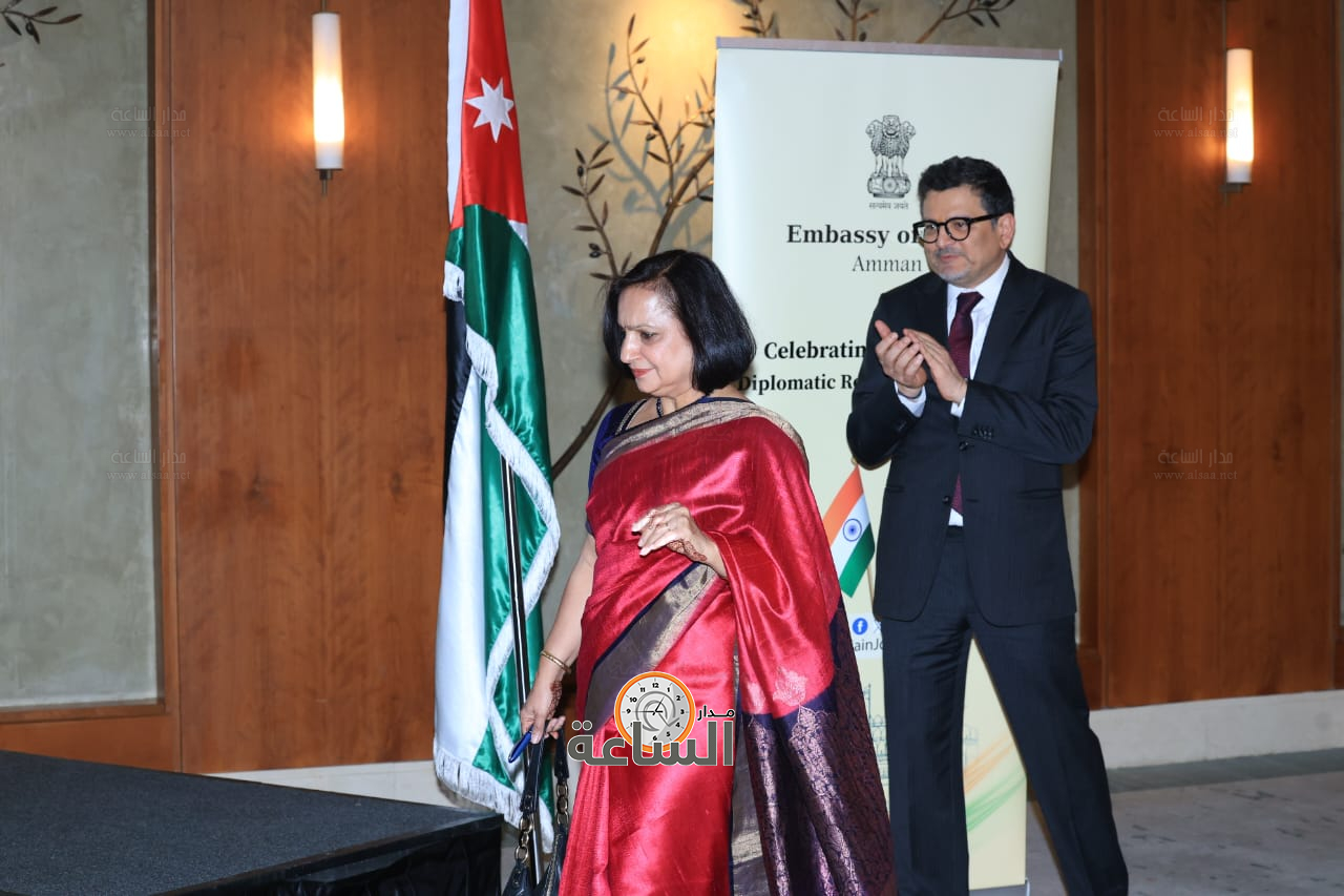 Madar Al-Saa Images 0.3660865566569652