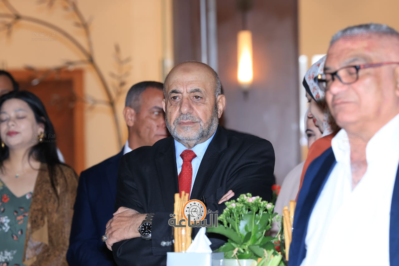 Madar Al-Saa Images 0.6700162457290895