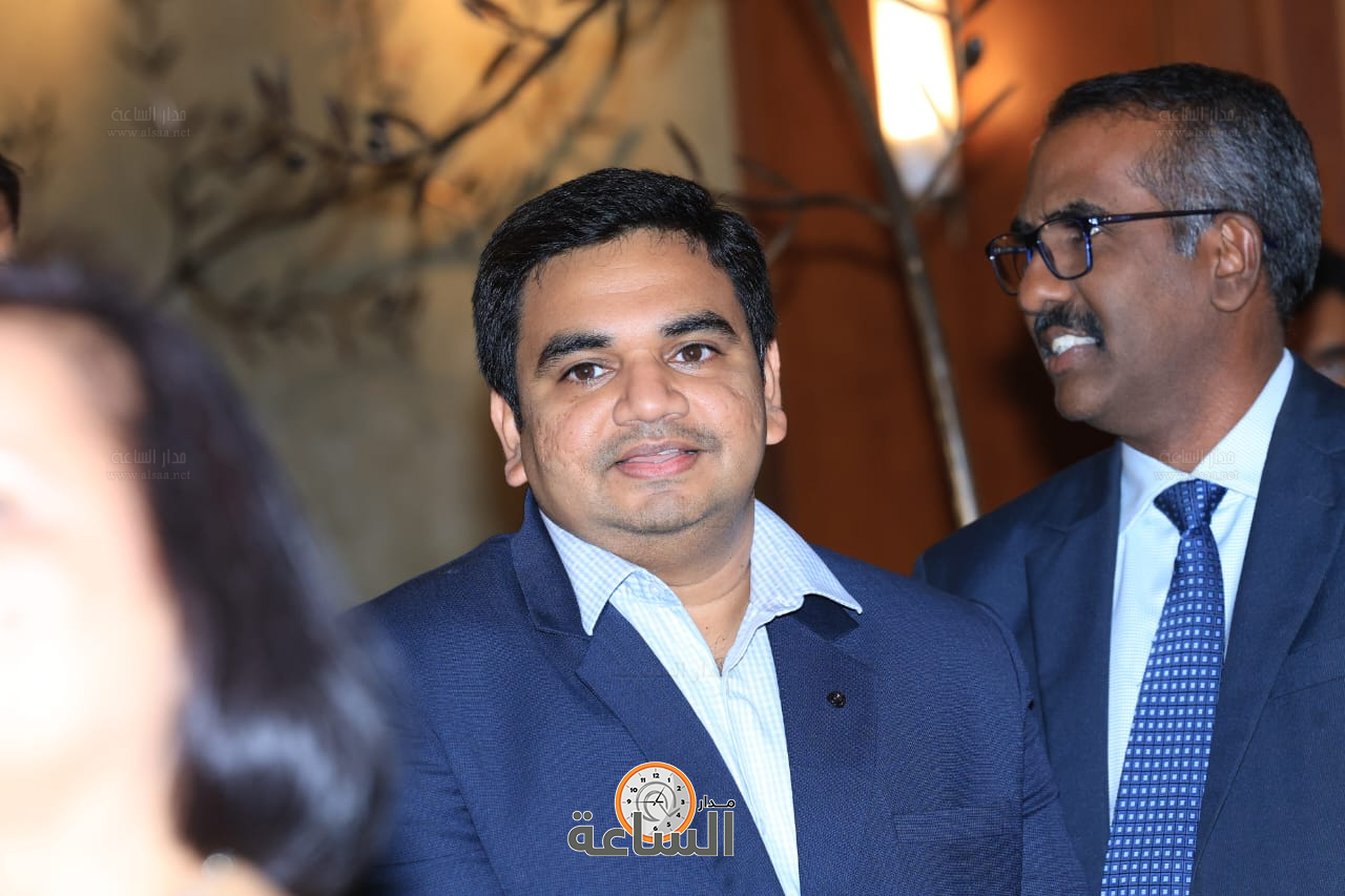 Madar Al-Saa Images 0.7038017404533374