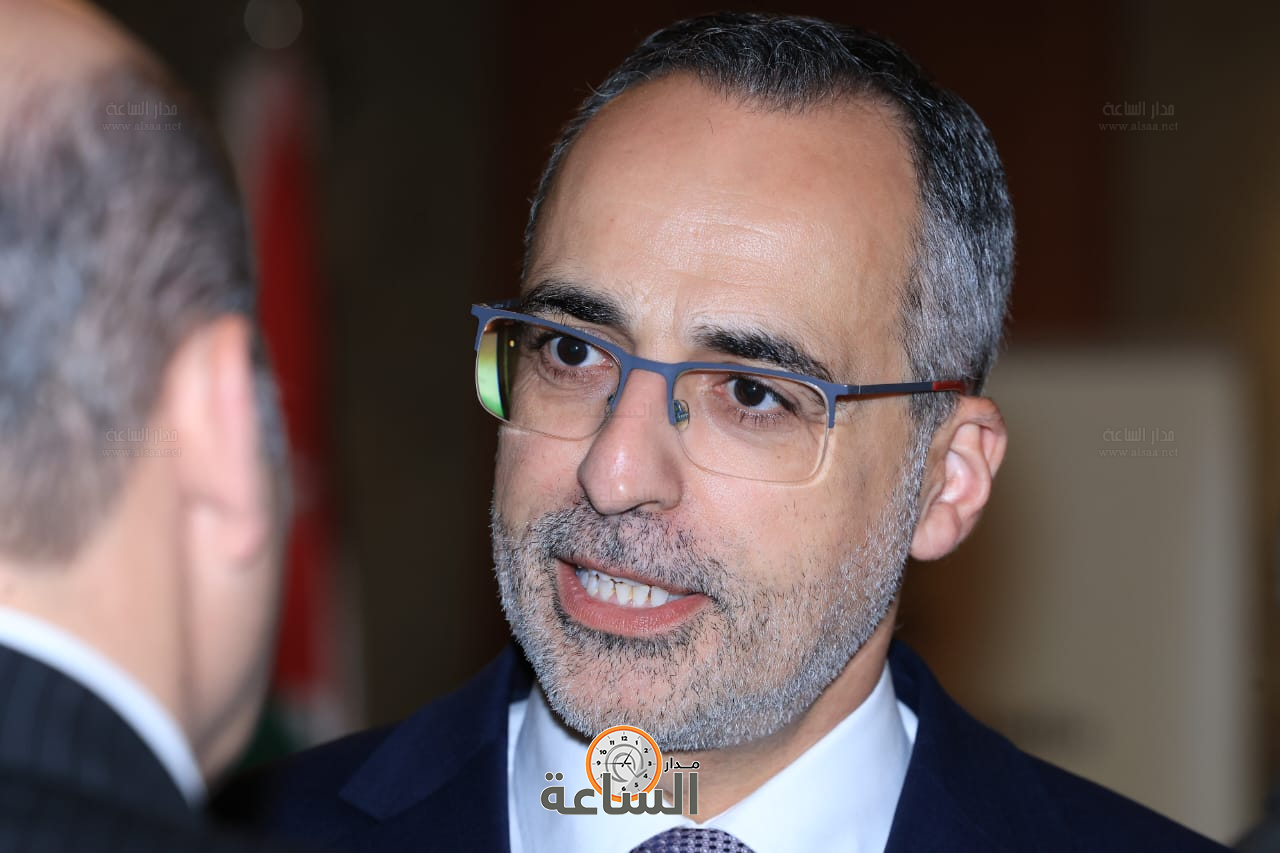 Madar Al-Saa Images 0.3336707589069048