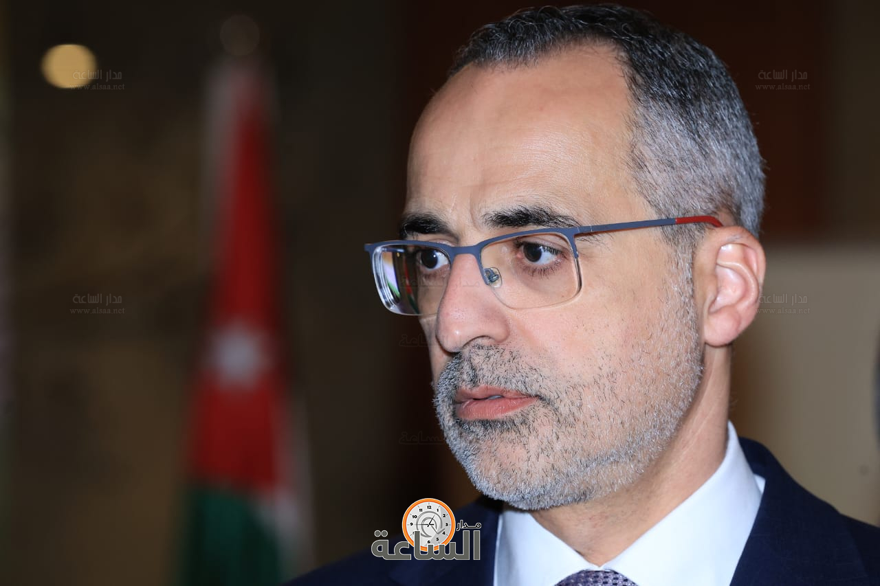 Madar Al-Saa Images 0.9220488164886281