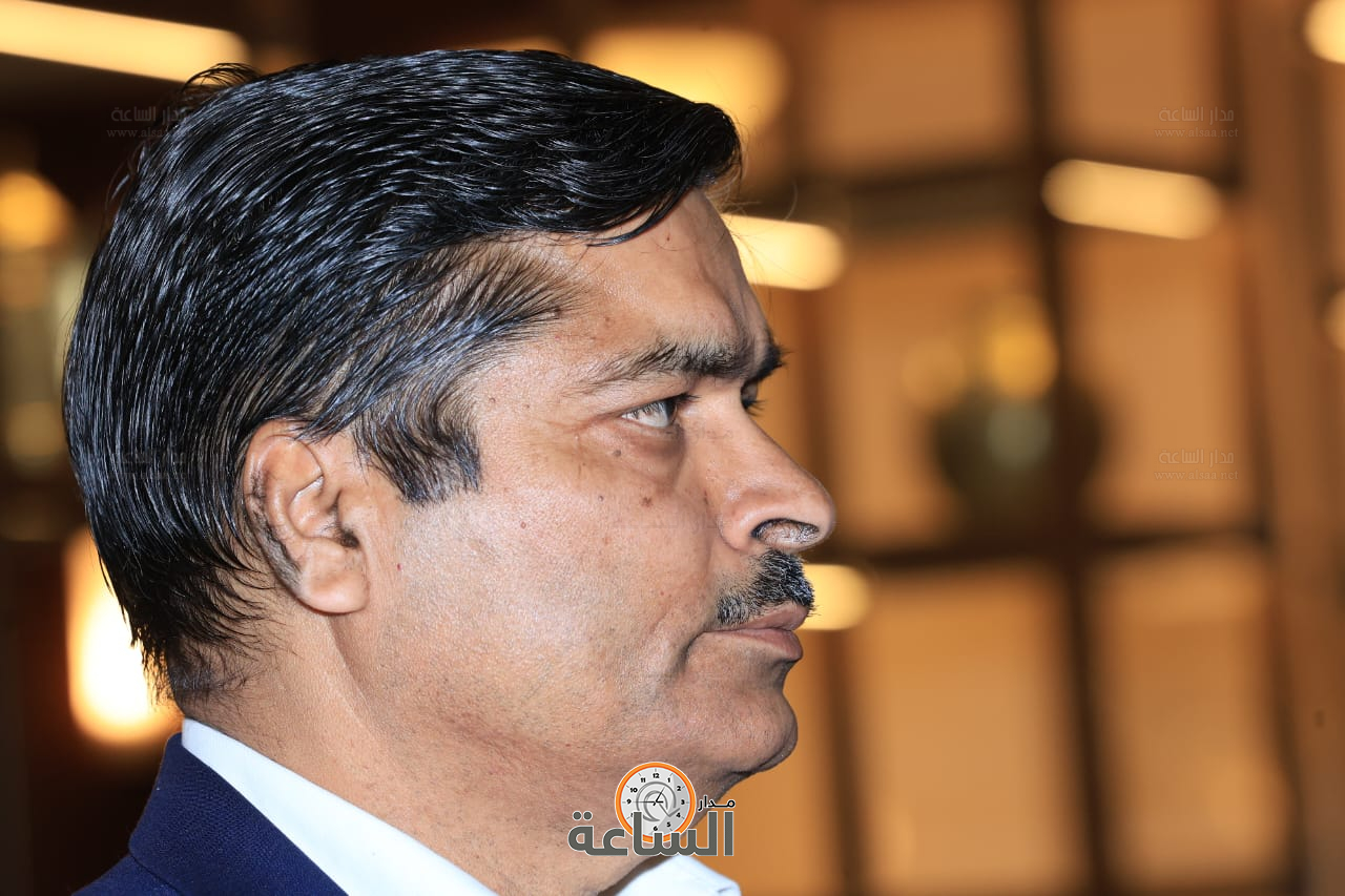 Madar Al-Saa Images 0.9826665769990832