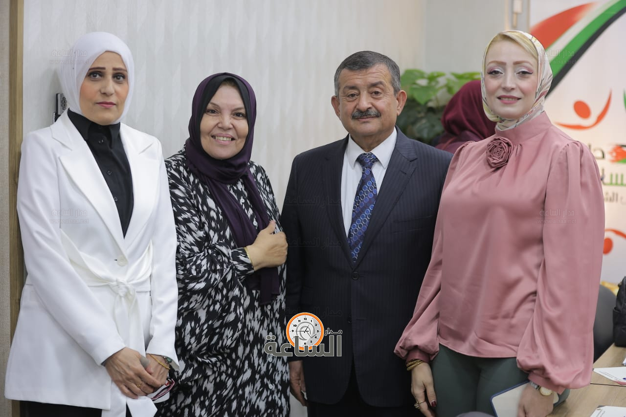 Madar Al-Saa Images 0.14661388952085197