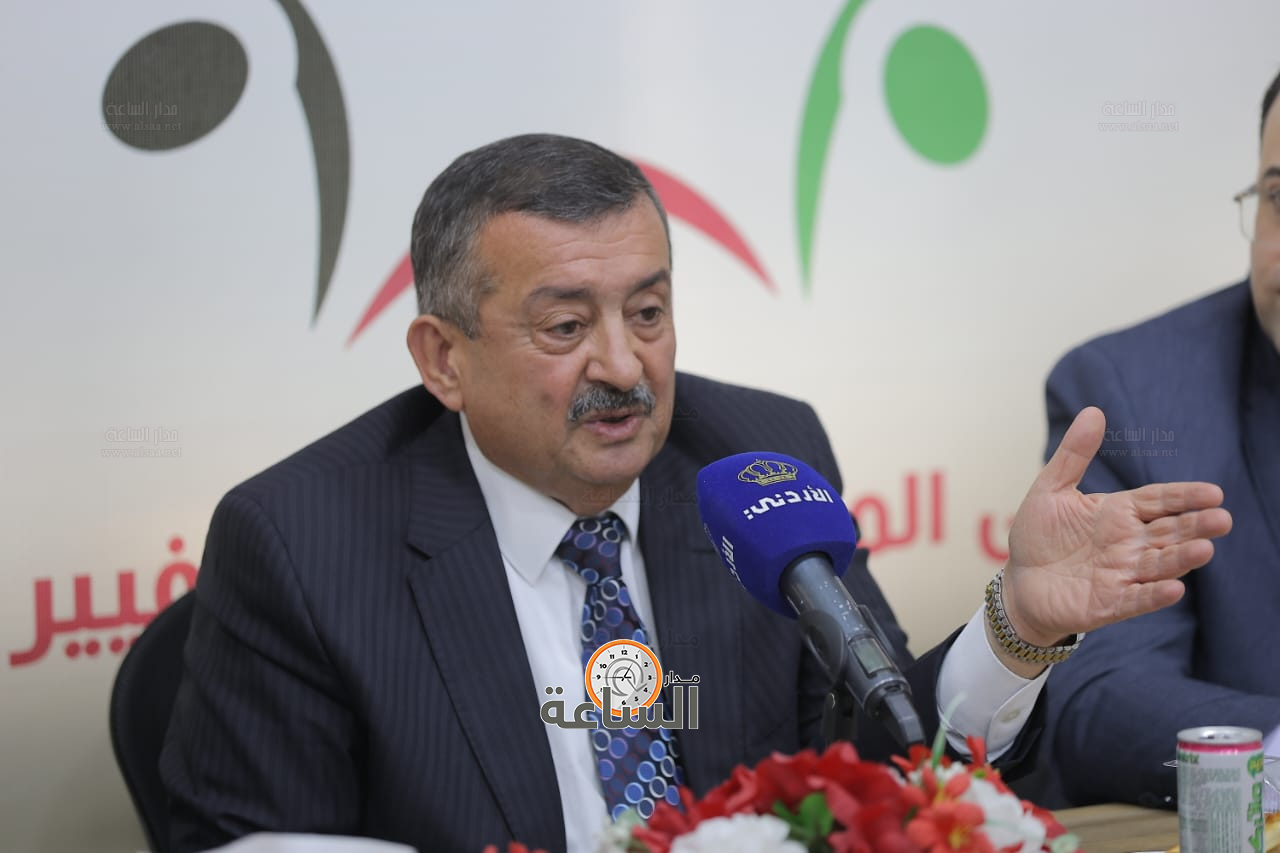 Madar Al-Saa Images 0.7062807335949531