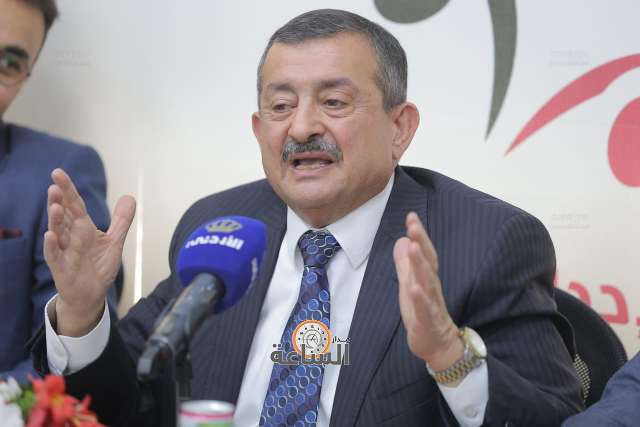 Madar Al-Saa Images 0.4122833377672158