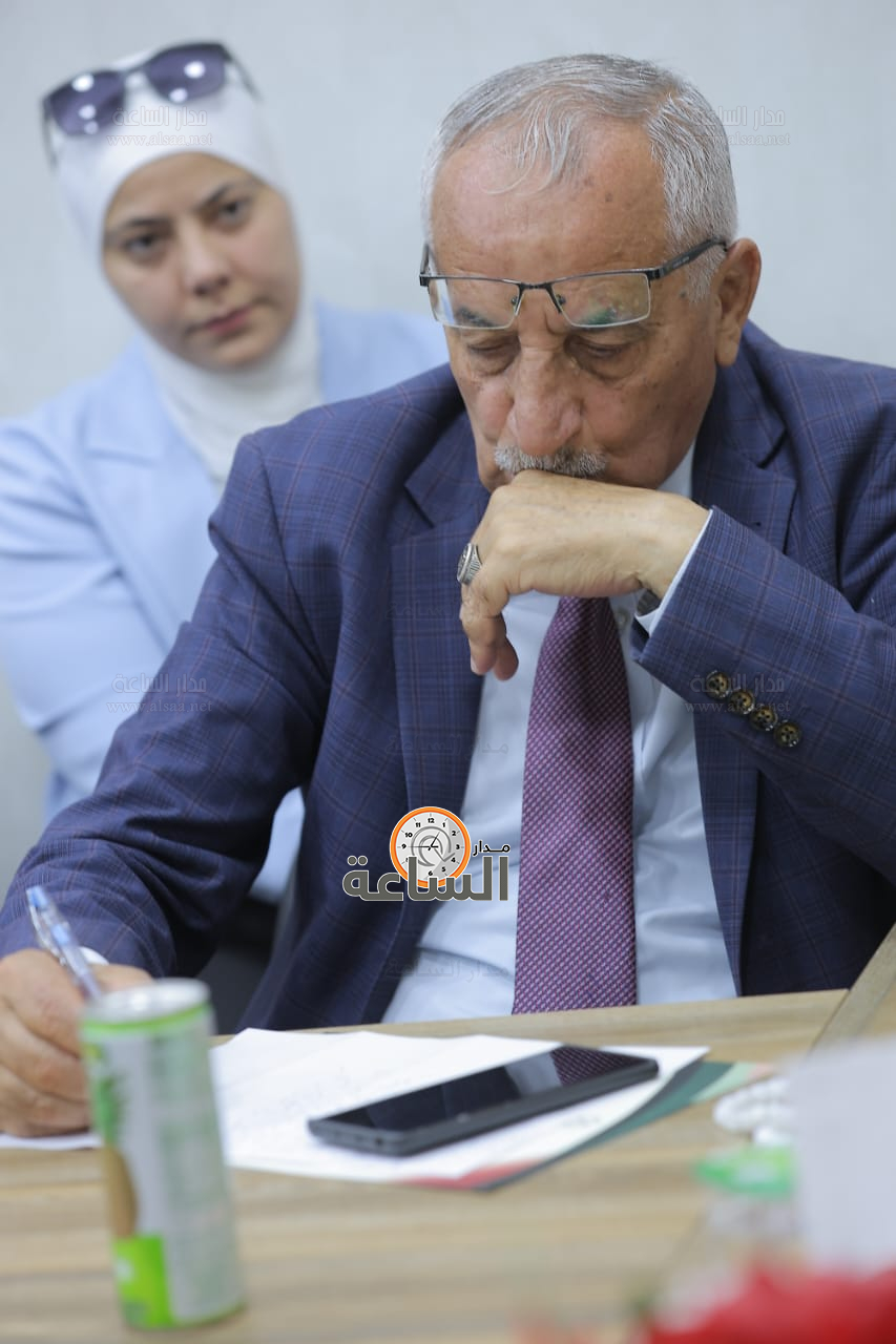 Madar Al-Saa Images 0.724093675754124