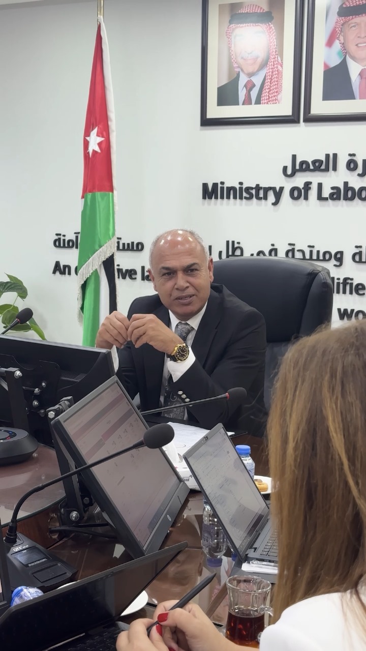 Madar Al-Saa Images 0.9935570558792074