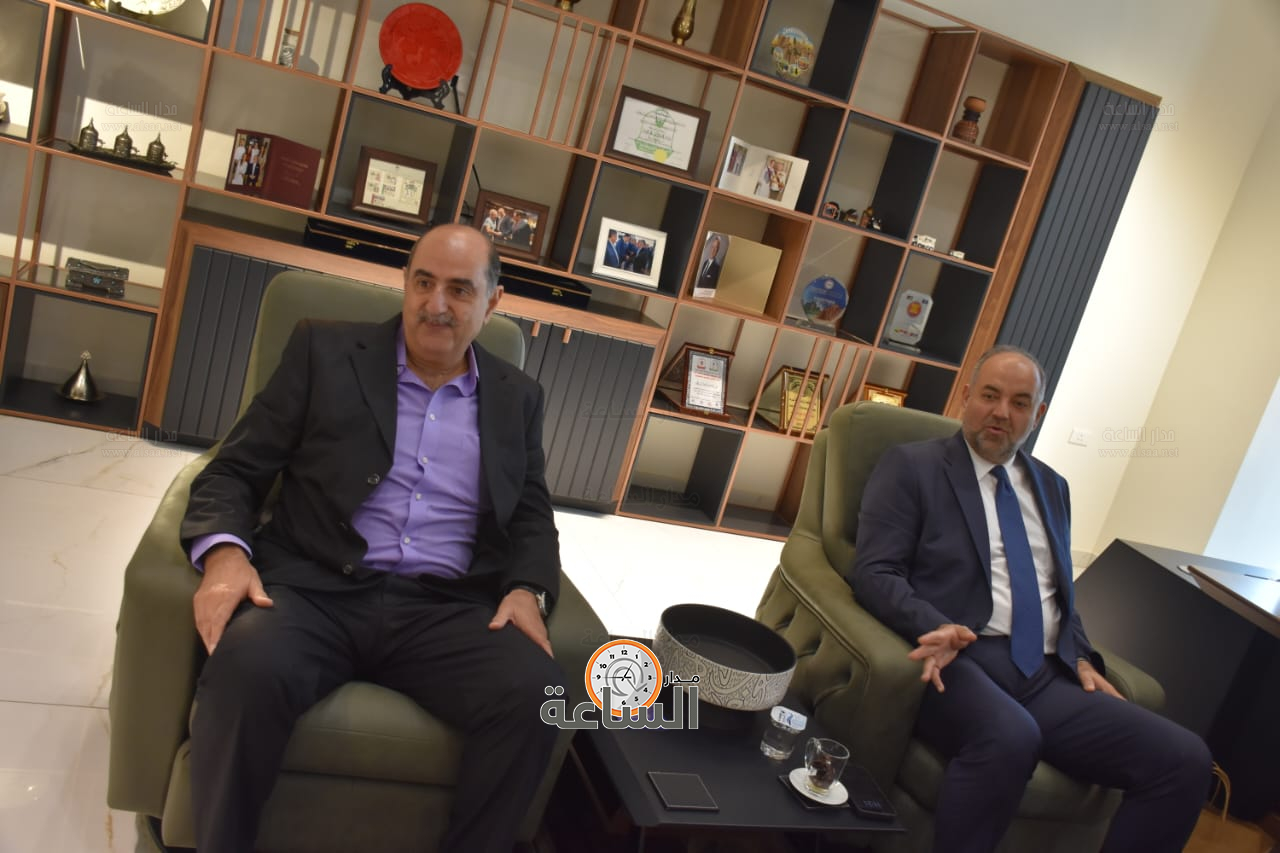 Madar Al-Saa Images 0.6597577340245537