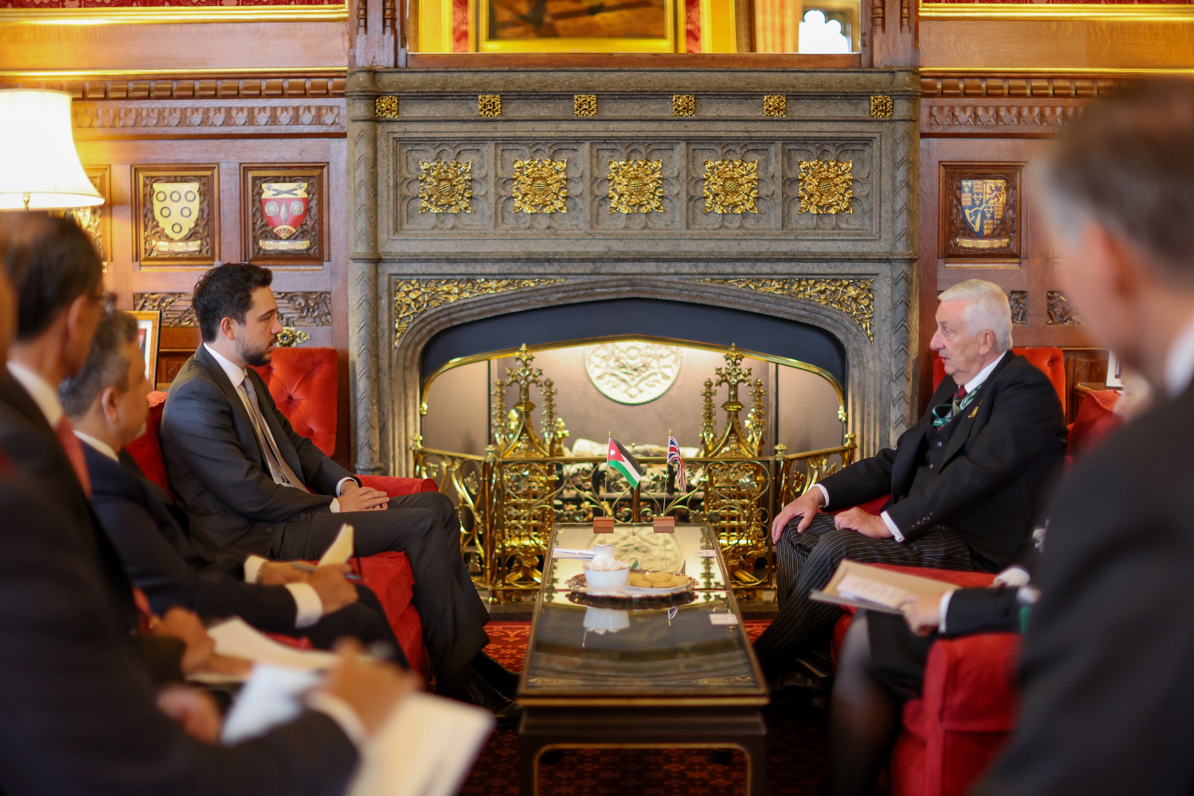 Madar Al-Saa Images 0.18382781349106436