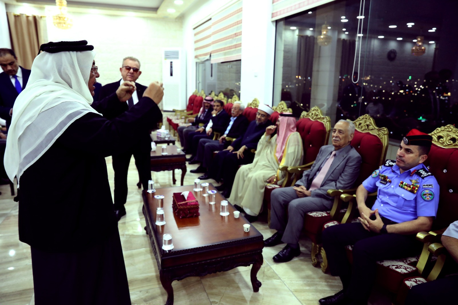 Madar Al-Saa Images 0.5413616058457764