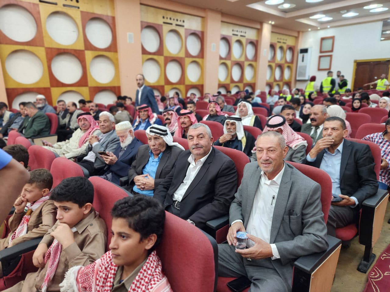 Madar Al-Saa Images 0.16526425651915