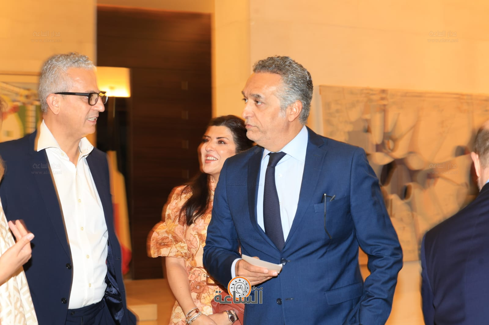 Madar Al-Saa Images 0.9507824229271704