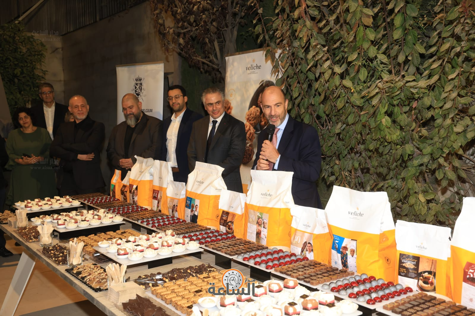 Madar Al-Saa Images 0.4677676135886377