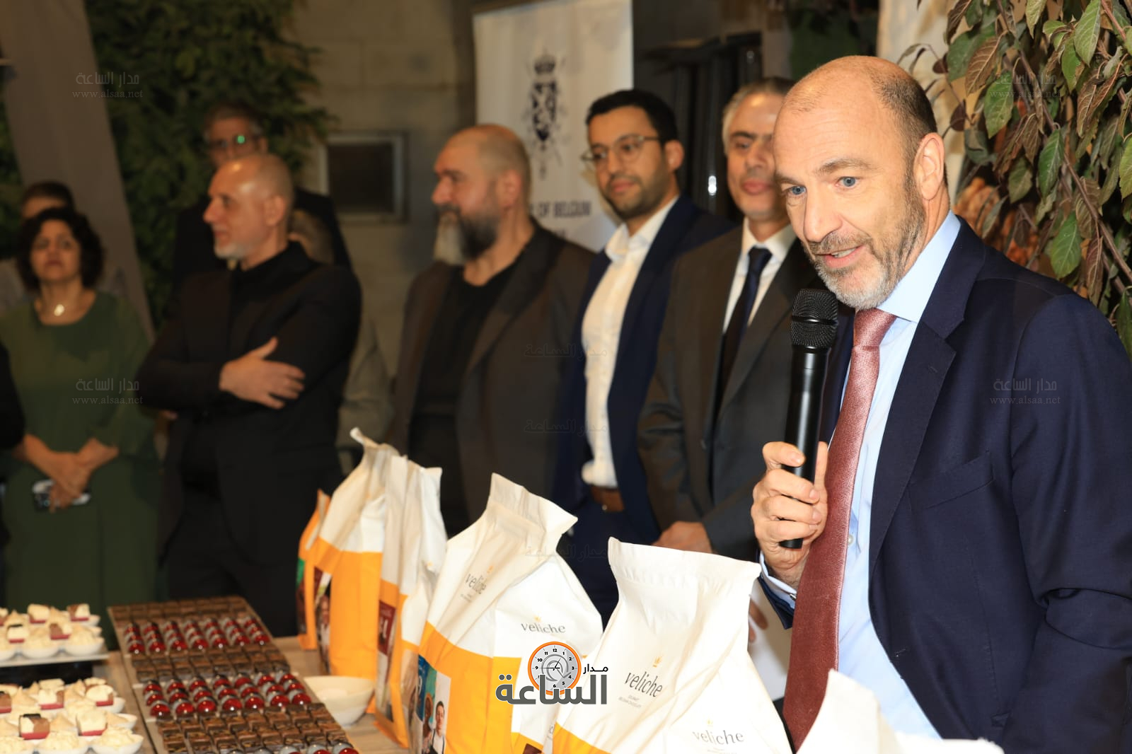 Madar Al-Saa Images 0.9823324683033033