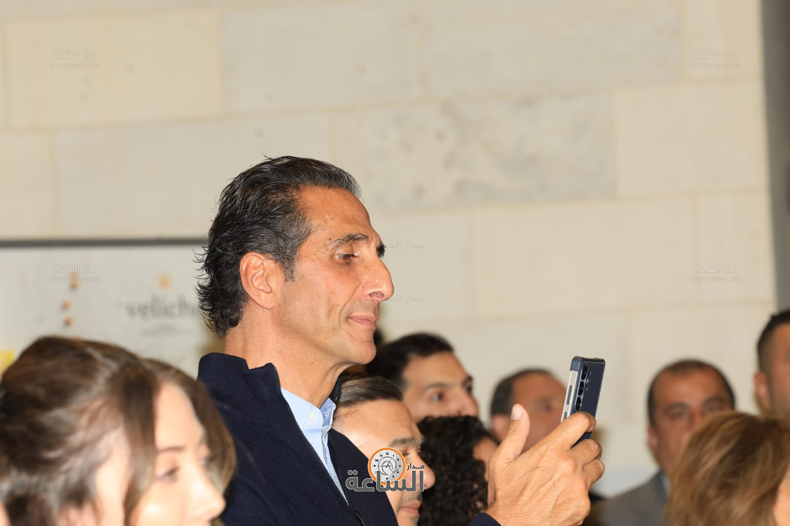 Madar Al-Saa Images 0.5534033538161254