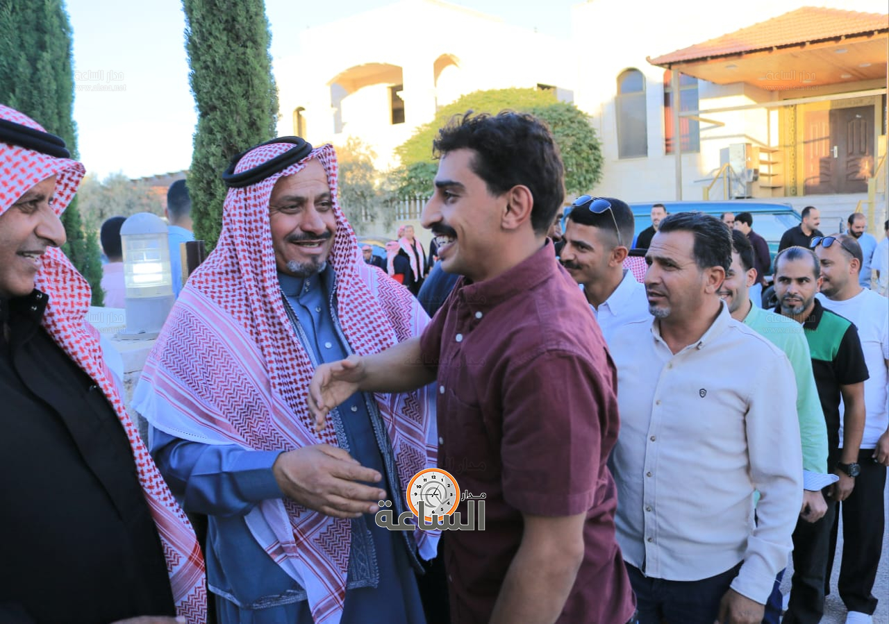 Madar Al-Saa Images 0.22615970936999263