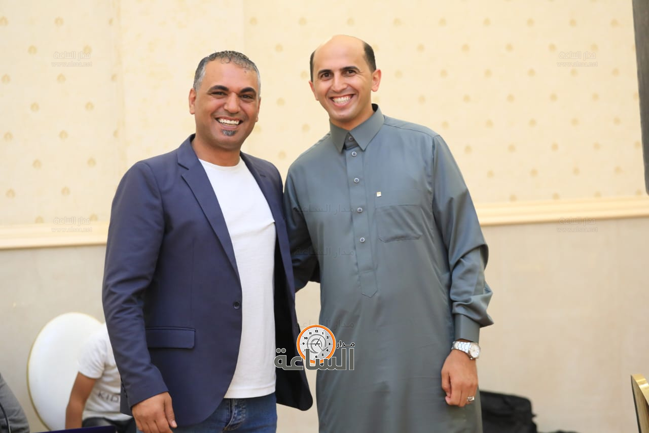 Madar Al-Saa Images 0.9369358106650161