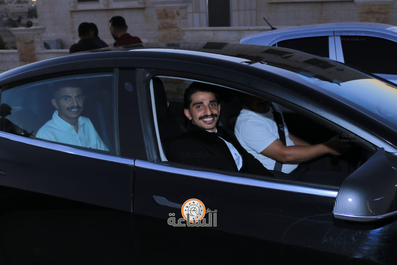 Madar Al-Saa Images 0.567288606131346