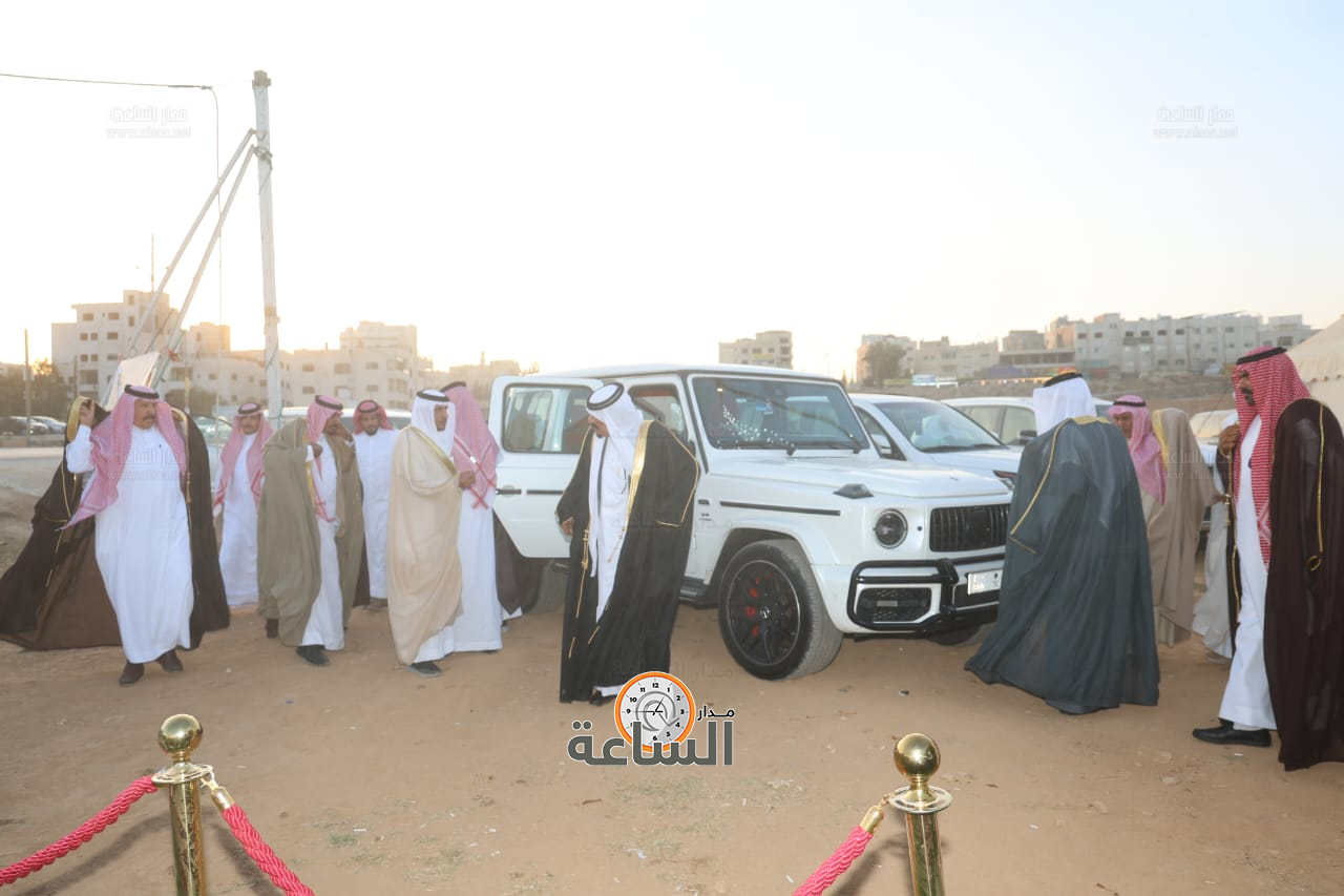 Madar Al-Saa Images 0.9420558144885266