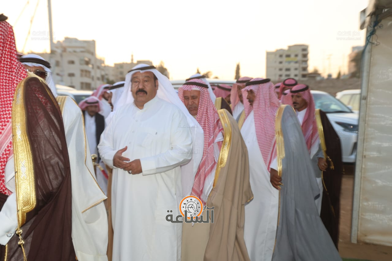 Madar Al-Saa Images 0.051023295341796504