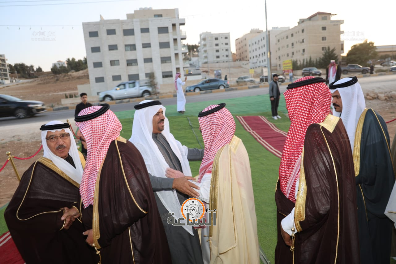 Madar Al-Saa Images 0.7781244138069241